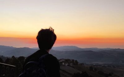 “Àlzati, rivestiti di luce, perché viene la tua luce”!