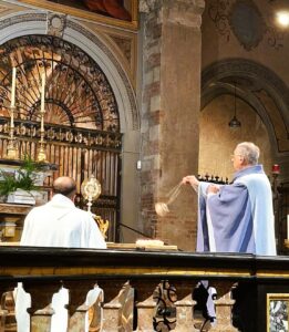 Adorazione Eucaristica Crea