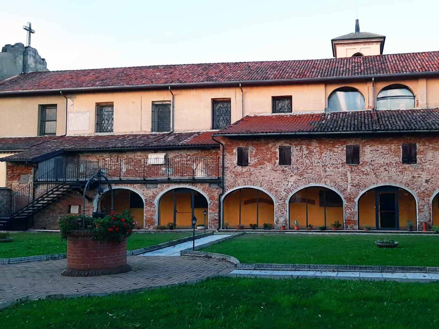 Chiostro convento di Santa Maria del Tempio